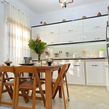 La Casetta Apartment Golem (Tirana)